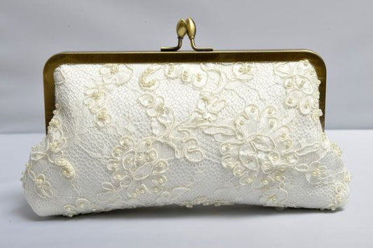 Bridal Clutches Cost Guide: What to Expect &amp; What Influences the Price