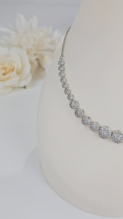 Delicate Bridal Necklace Set