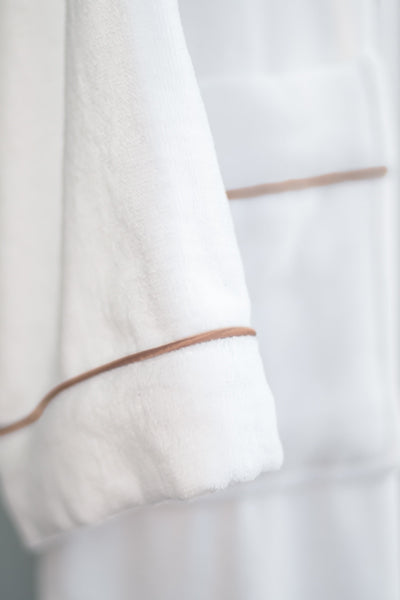 Plush Bath Robe White with Copper Piping