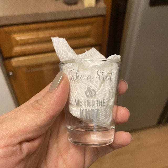 Wedding Shot Glass Favors (ci)