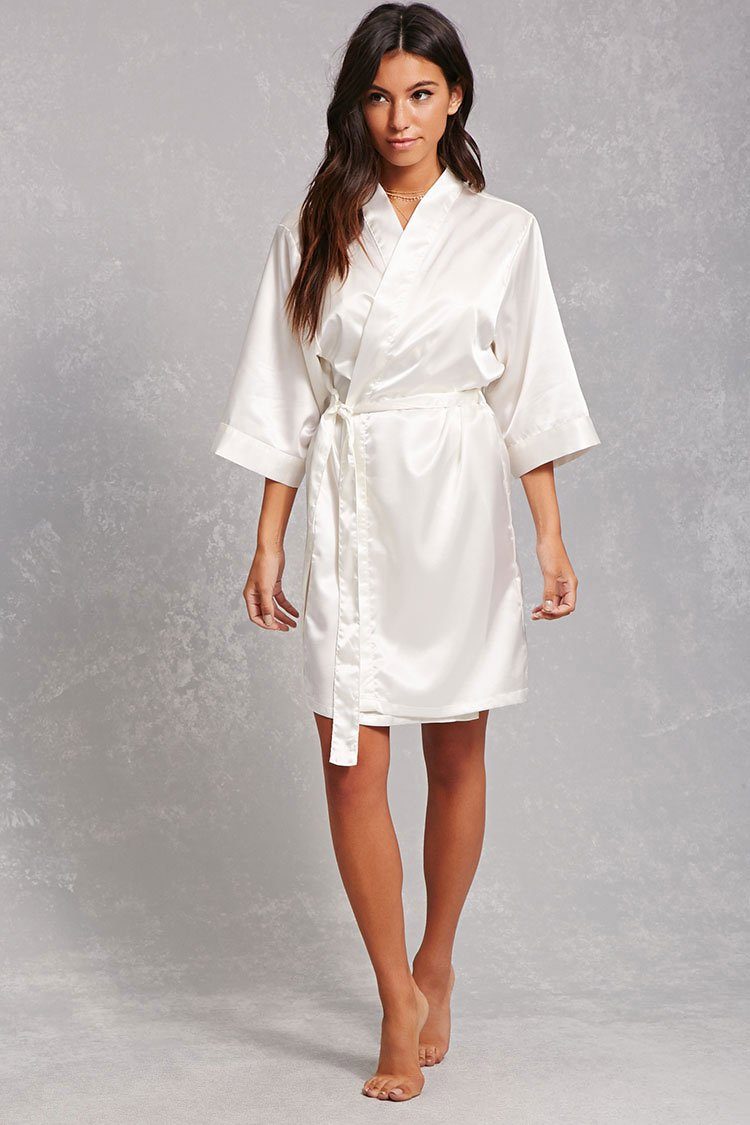 Ivory Bride Robe: Affordable Satin Robes For the Bride